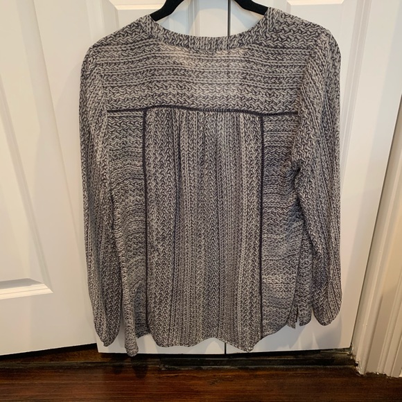 Joie 100% silk printed blouse - Picture 2 of 3